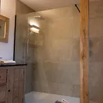 La Maison D'alfred- Cosy Avec Cour Burdinne