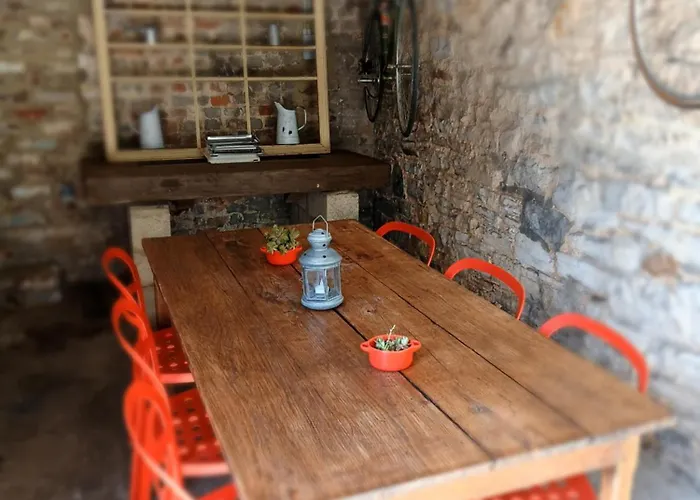 Ferienhaus La Maison D'alfred- Cosy Avec Cour Burdinne